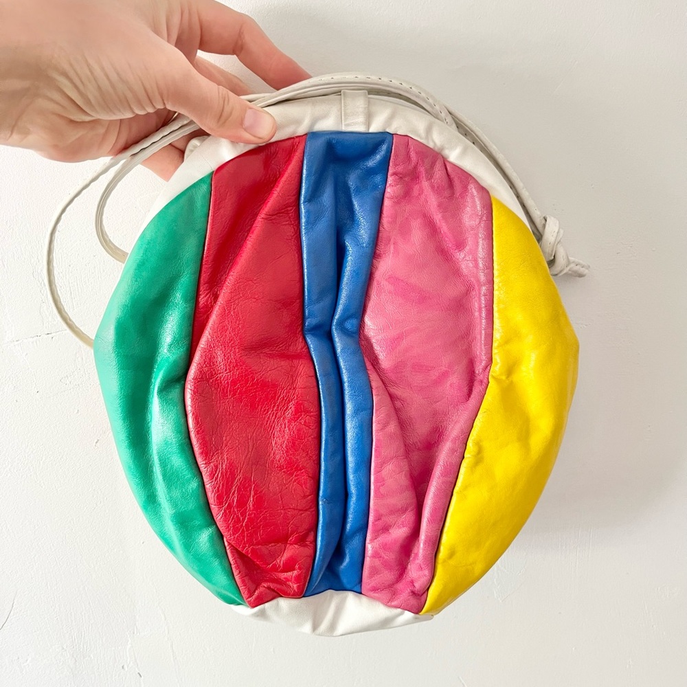 Amazing vintage leather purse beach ball 1980s